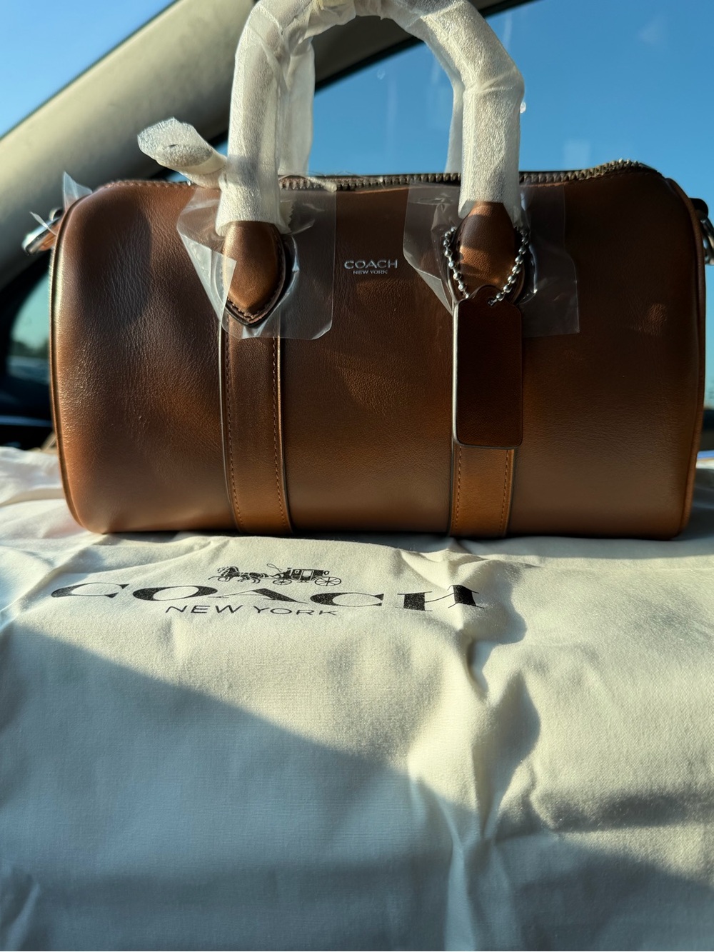 Coach Brown Loved Leather Compass 25 BTWT - Picture 3 of 8